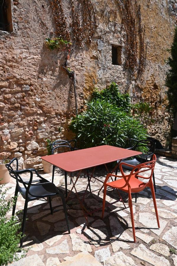 Maison Porte Heureuse Roussillon en Isere エクステリア 写真